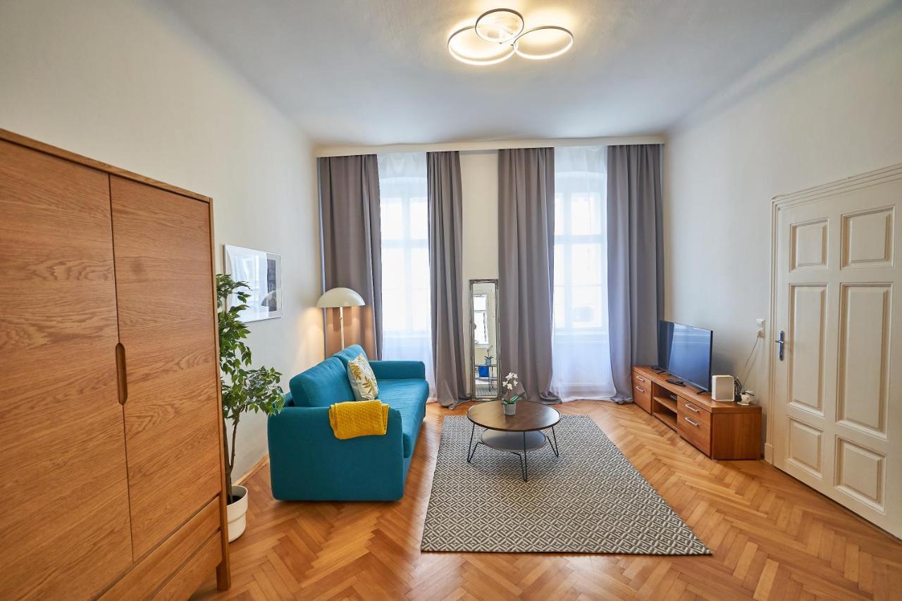 Renovated & Cozy - Close To Museumsquartier Bécs Kültér fotó
