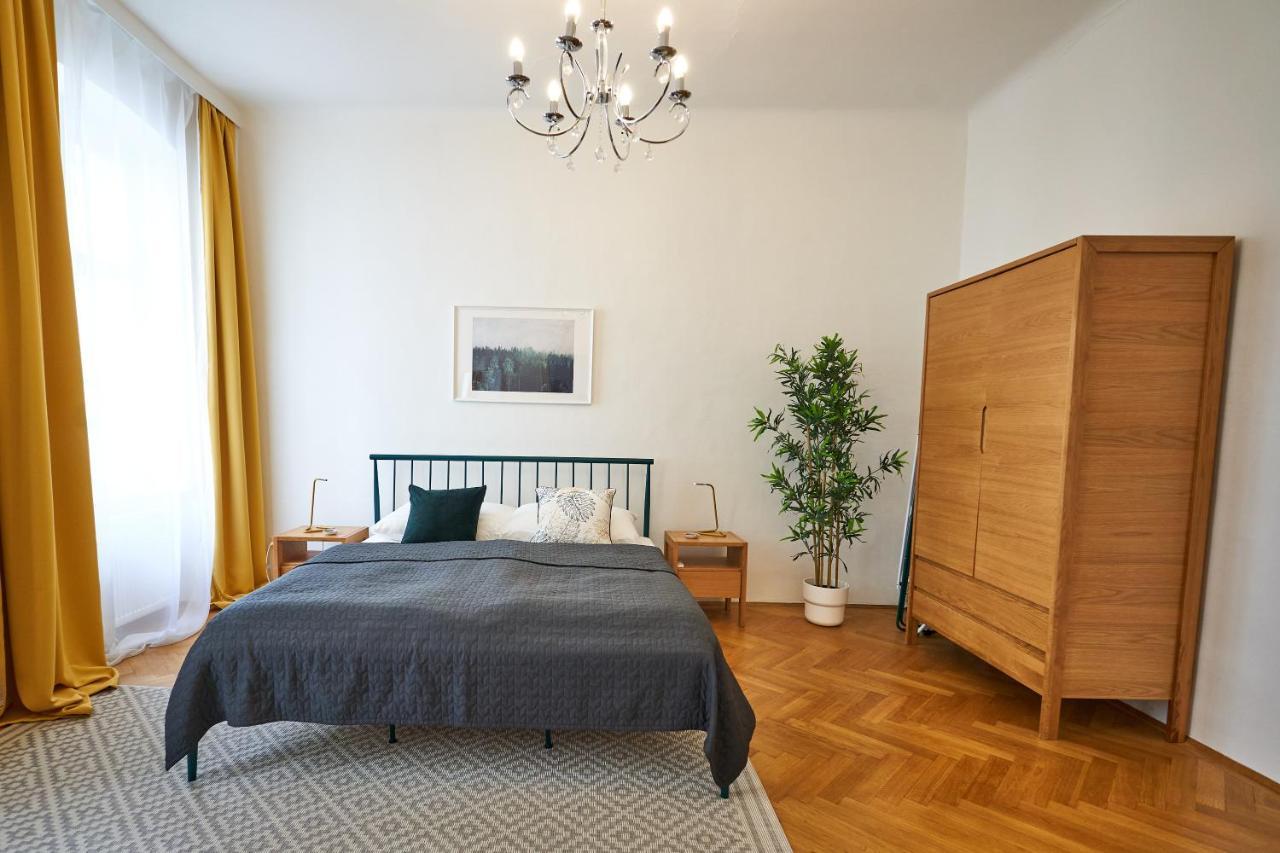 Renovated & Cozy - Close To Museumsquartier Bécs Kültér fotó