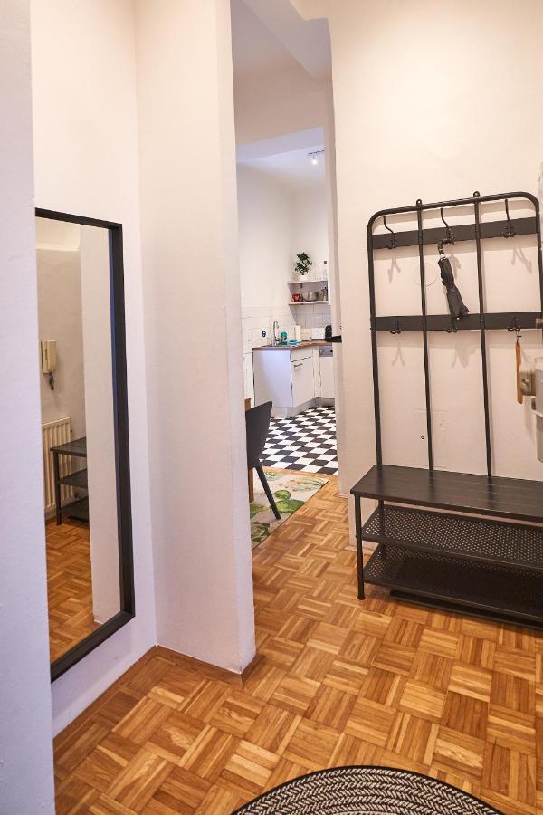 Renovated & Cozy - Close To Museumsquartier Bécs Kültér fotó